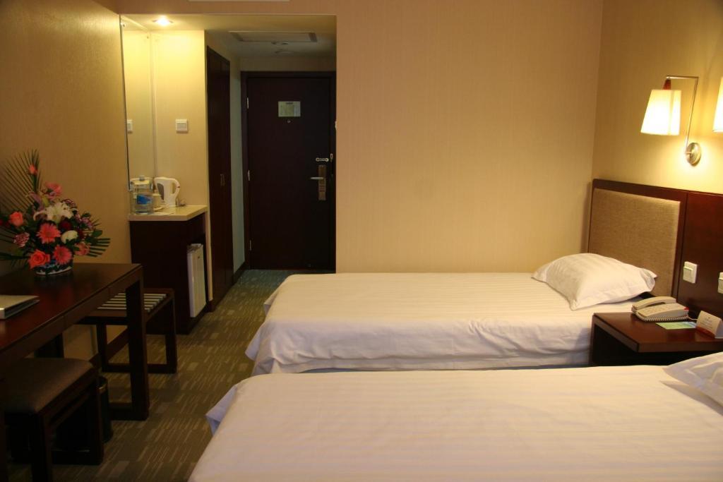 Beijing Chong Wen Men Hotel Room photo